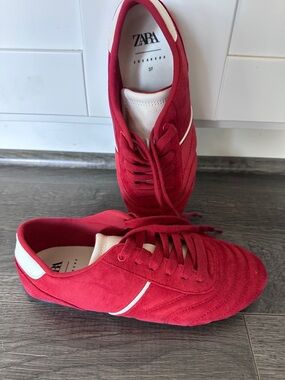 Zara Women's Sneakers